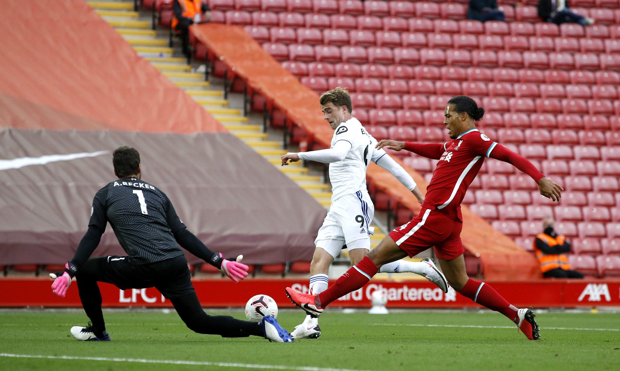 英超｜利物浦對曼城前　哥迪奧拿再提離隊　史諾：曼城只是運氣差.